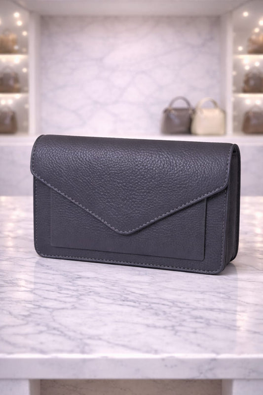 Limuccxi Dark Grey Envelope Crossbody Tas