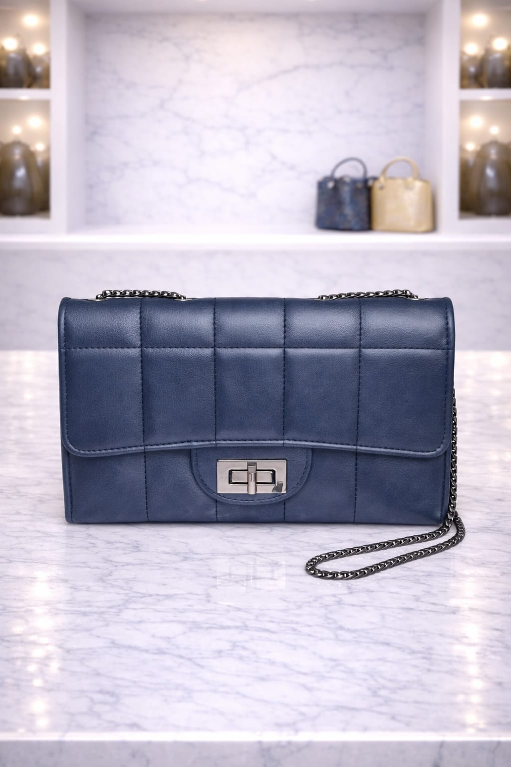 Limuccxi Blue classic chain bag